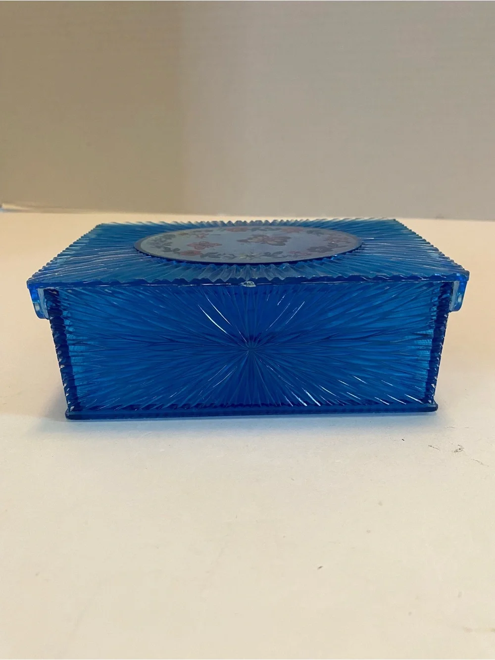 Vintage Lucite Jewelry Trinket Box BLUE Starburst Pattern w/insert; Hong Kong